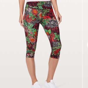 LULULEMON | Wunder Under Hi-Rise Half Tights 17” Inseam Floral Women’s Size 2